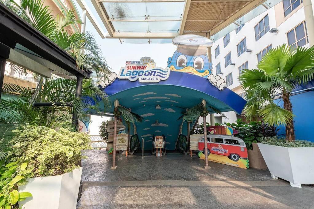Sunway Lagoon Family Suites At Sunway Pyramid & Sunway Lagoon Kampong Penaga  Esterno foto